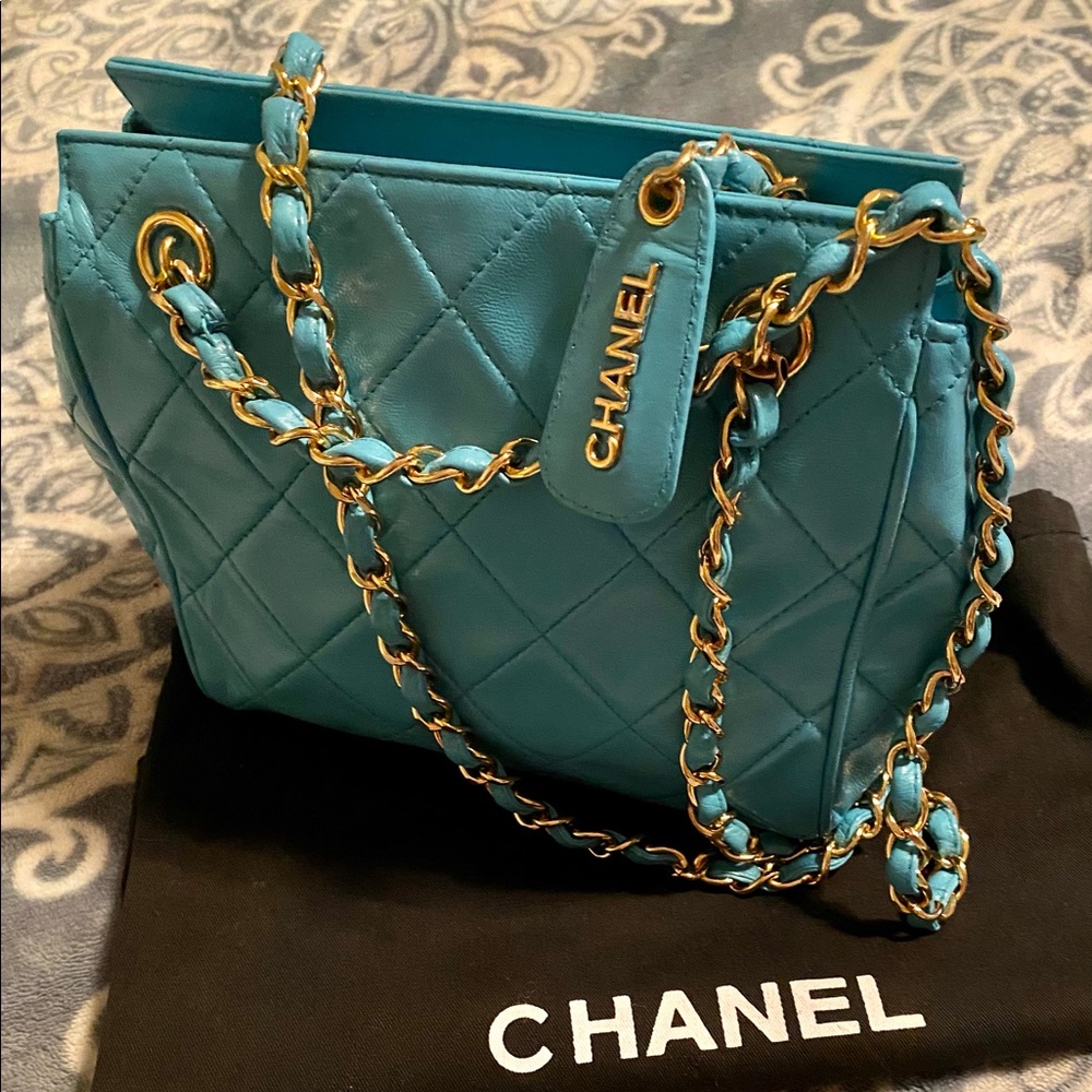 💙CHANEL😍Mini Matelasse Light Blue Lambskin Bag